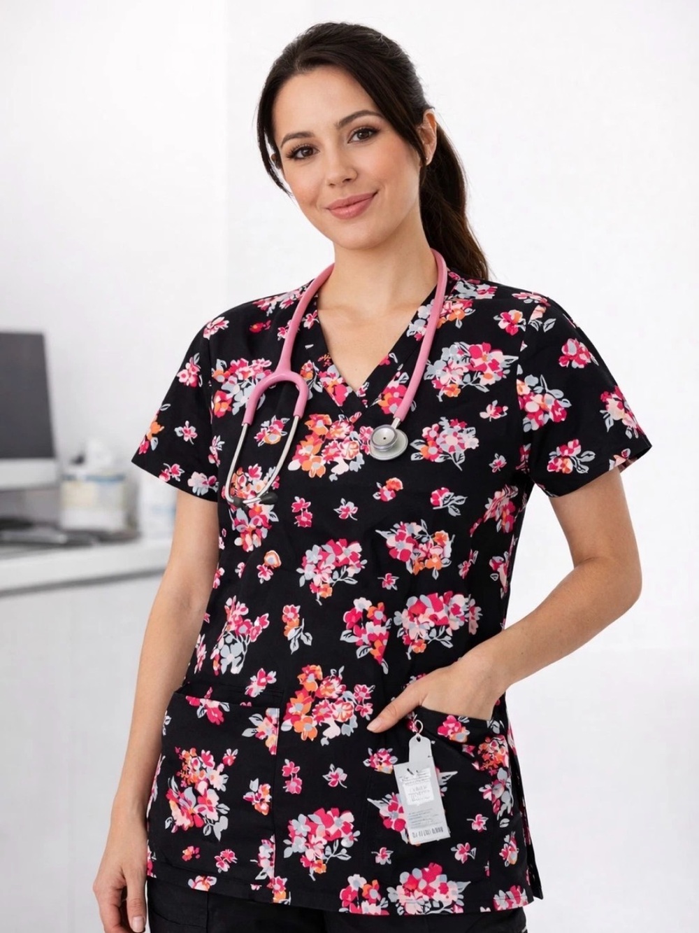 Vera Bradley 2X Scrub Top with Pink Accents Breast Cancer edition NWT